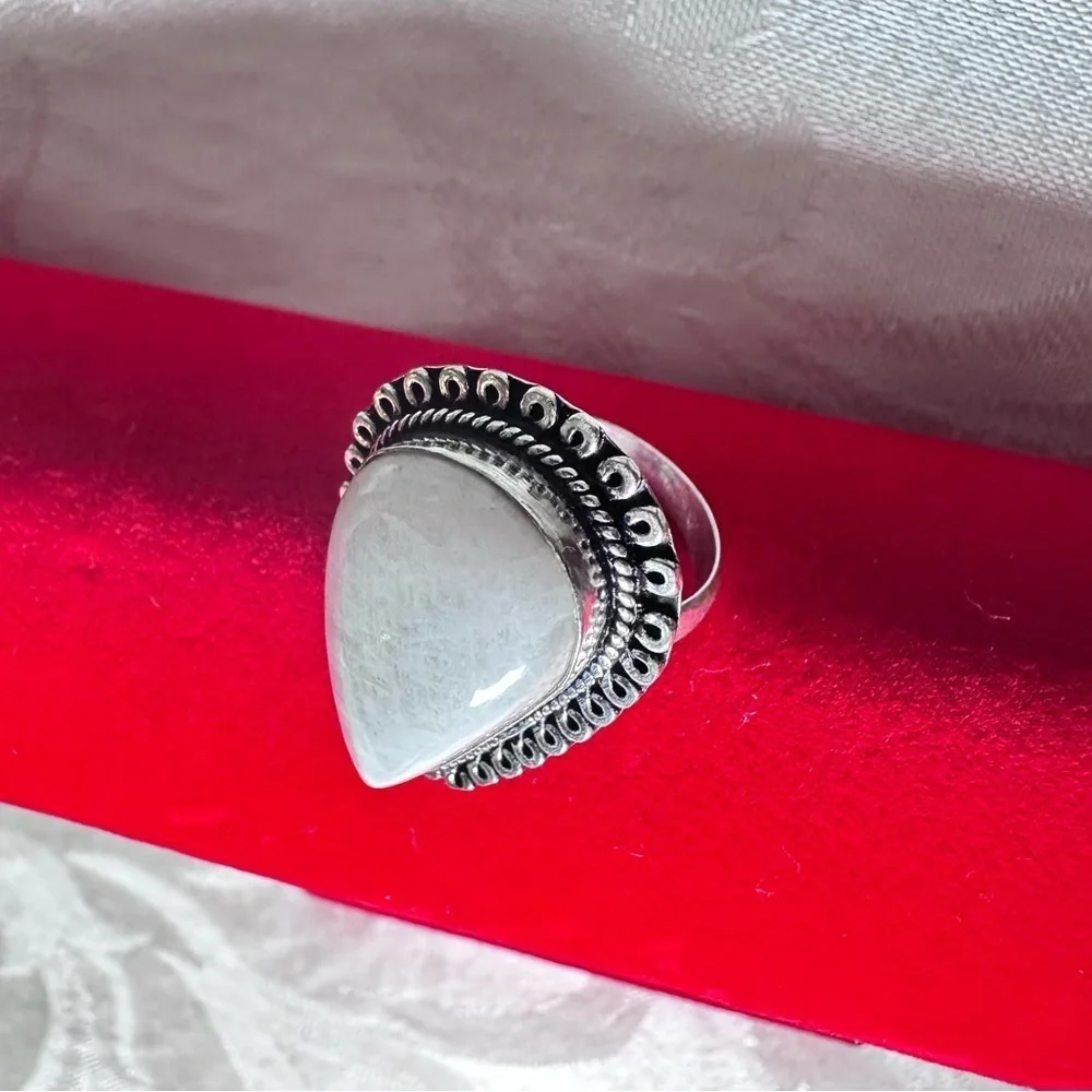 Hand Crafted Artisan Jewelry Silver White MILKY QUARTZ Bezel Silver Statement